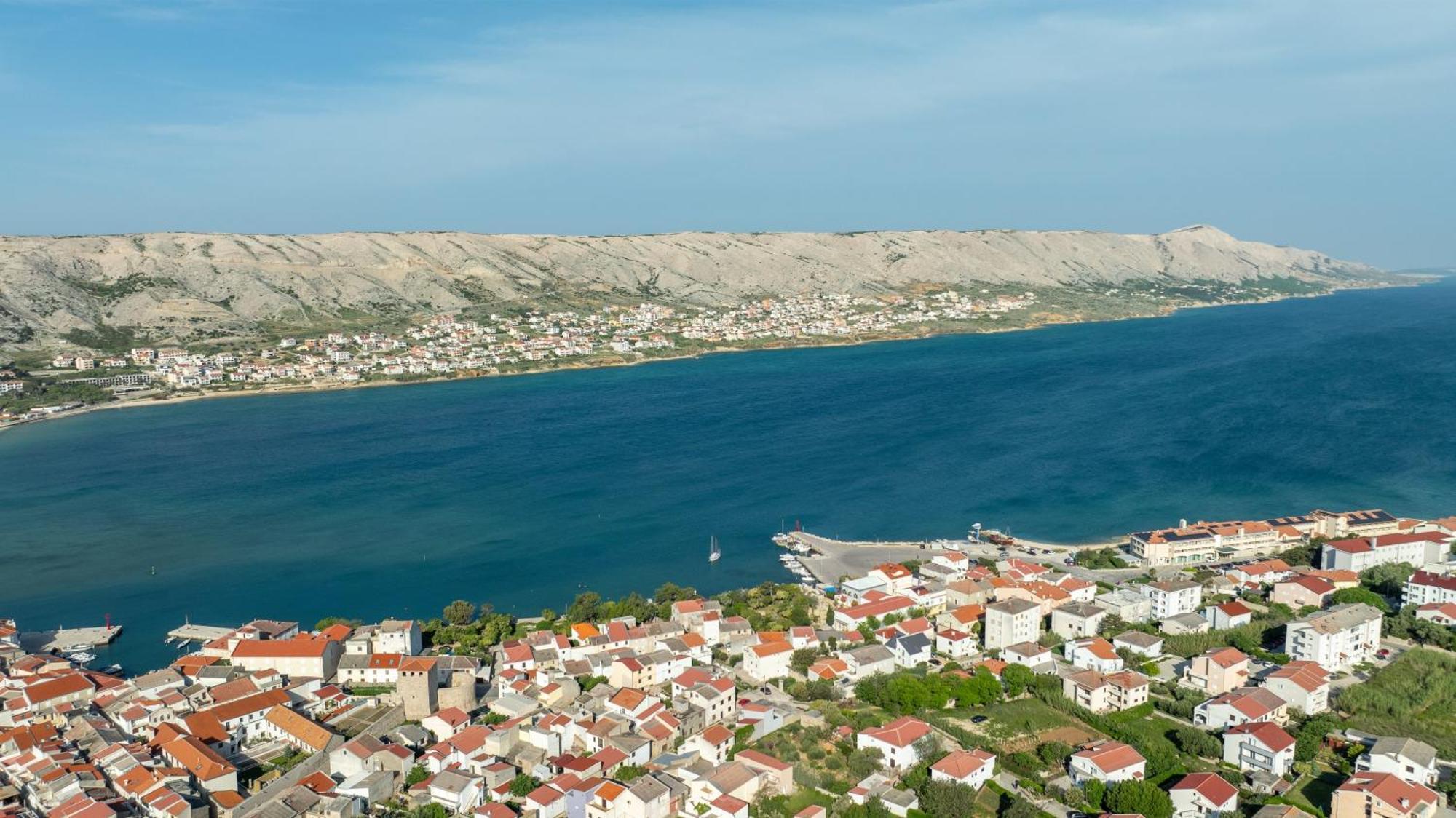 Apartment Wish - Two Bedrooms With 2 Ac Renewed Pag Town Kültér fotó